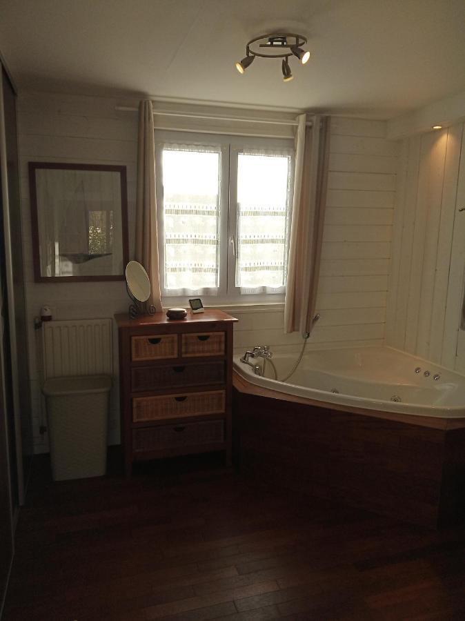 Gite De Eric Et Rose Bernières-sur-Mer Esterno foto