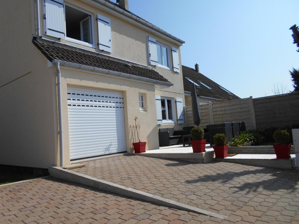 Gite De Eric Et Rose Bernières-sur-Mer Esterno foto